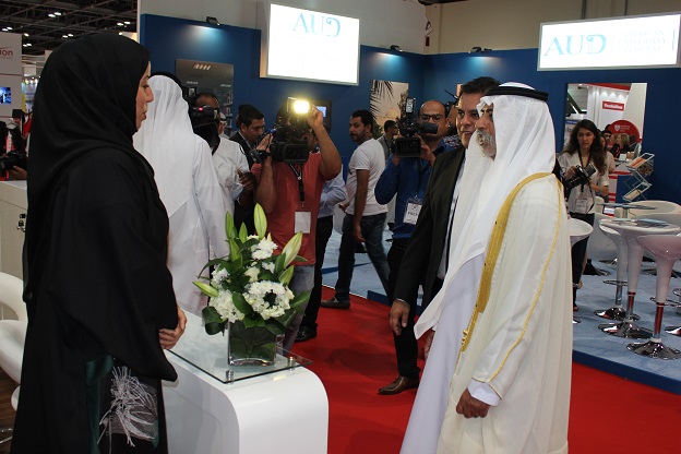 Nahyan bin Mubarak visit Higher Education’s platform in GETEX and shows his admiration for its services   